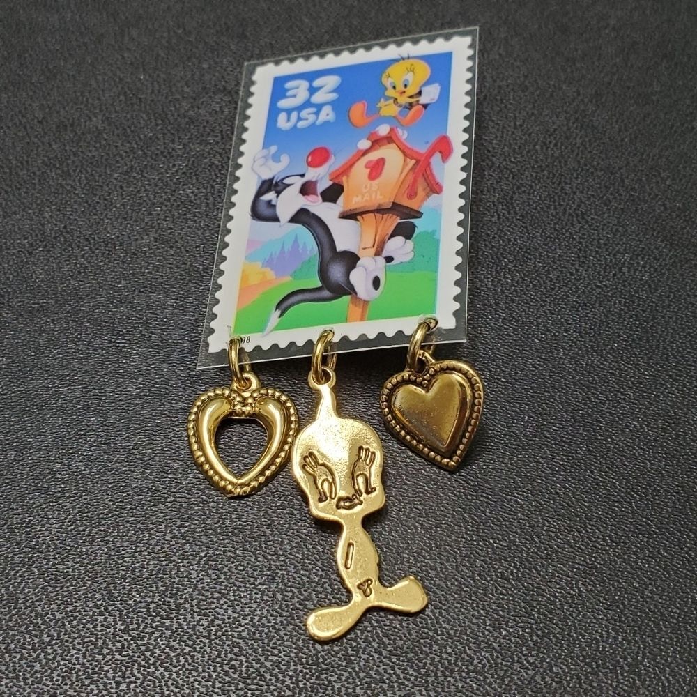 Sylvester and Tweety stamp with charms pin